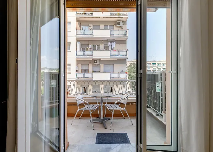 Apartment Vatican Flat- 2Bedrooms,2Ensuite Baths & Balcony
