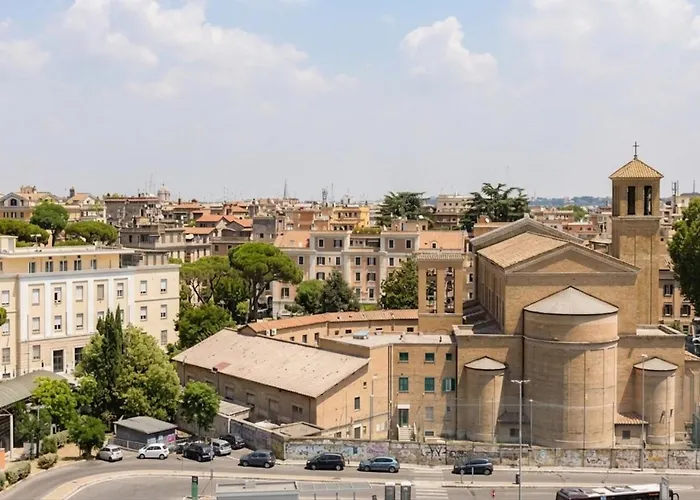 Vatican Flat- 2Bedrooms,2Ensuite Baths & Balcony Apartment Rom