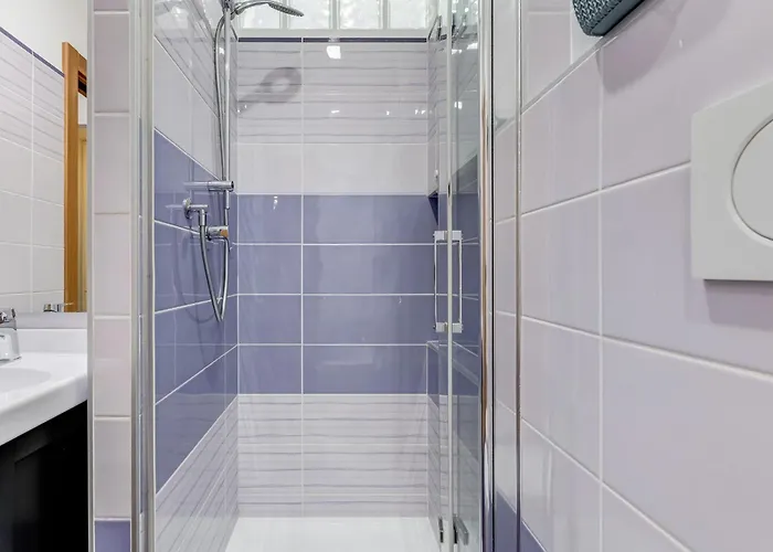 Vatican Flat- 2Bedrooms,2Ensuite Baths & Balcony