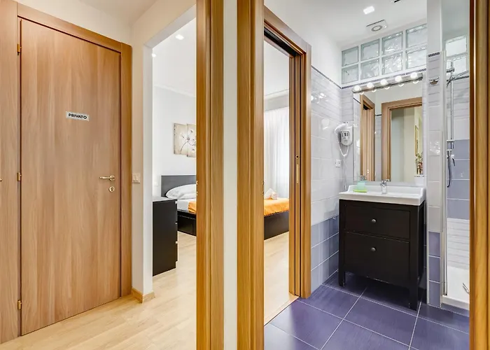 Vatican Flat- 2Bedrooms,2Ensuite Baths & Balcony Rom