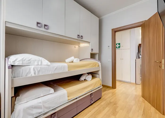 Vatican Flat- 2Bedrooms,2Ensuite Baths & Balcony