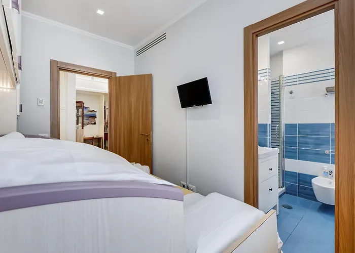 Vatican Flat- 2Bedrooms,2Ensuite Baths & Balcony Apartment *