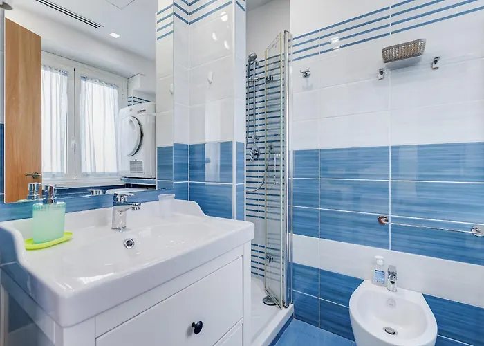 Apartment Vatican Flat- 2Bedrooms,2Ensuite Baths & Balcony