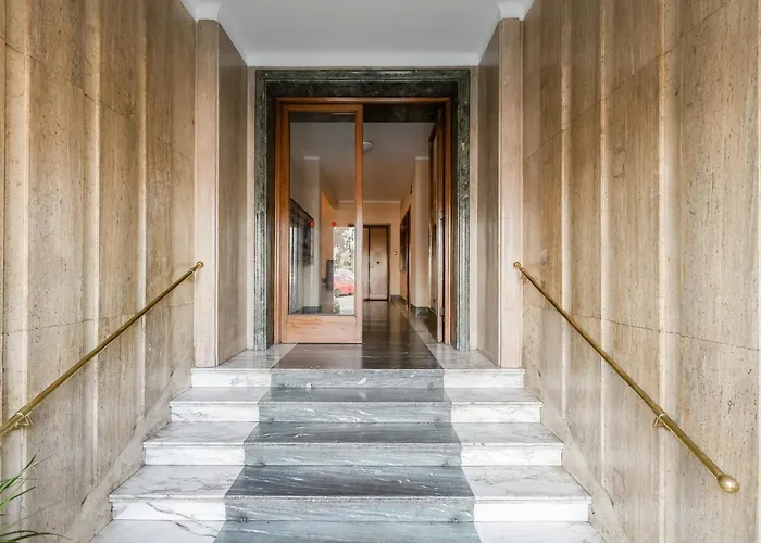 Vatican Flat- 2Bedrooms,2Ensuite Baths & Balcony Rom