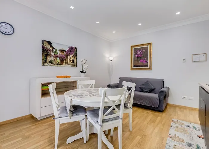 Vatican Flat- 2Bedrooms,2Ensuite Baths & Balcony Apartment *