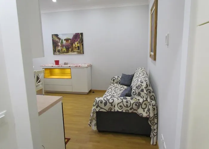 Vatican Flat- 2Bedrooms,2Ensuite Baths & Balcony רומא
