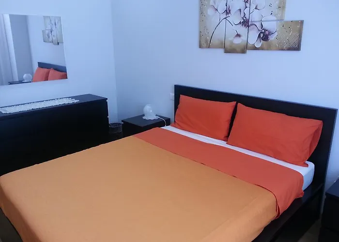 דירה Vatican Flat- 2Bedrooms,2Ensuite Baths & Balcony רומא